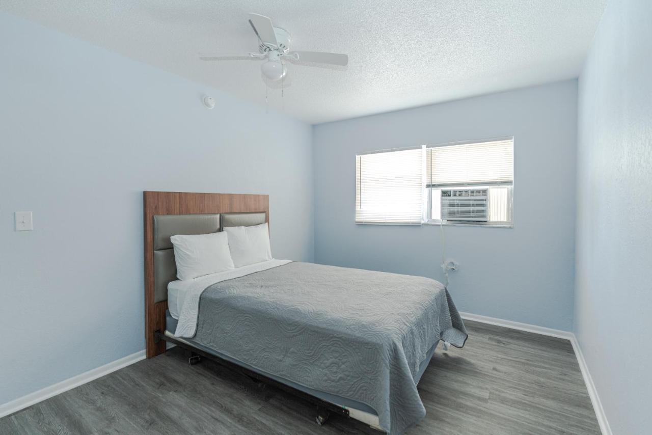 Echo Sails Motel Clearwater Beach Exterior foto